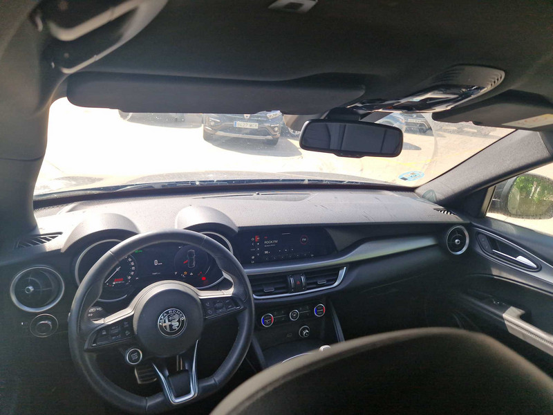 Foto Alfa Romeo Stelvio 13