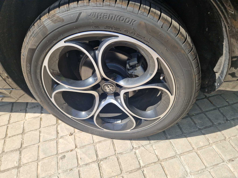 Foto Alfa Romeo Stelvio 19
