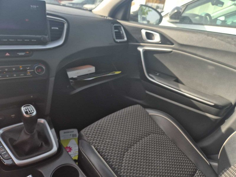 Foto Kia Cee'd Ceed 1.0 T-GDI Eco-Dynamics Tech 120 11