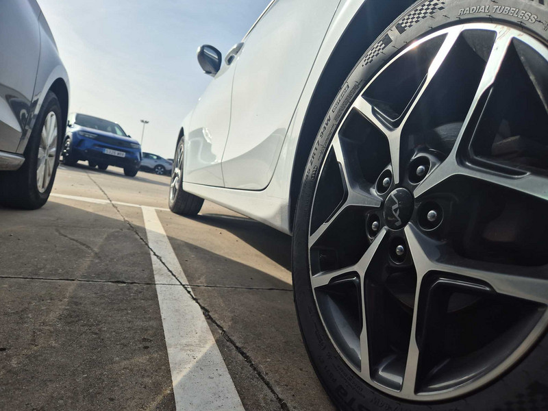 Foto Kia Cee'd Ceed 1.0 T-GDI Eco-Dynamics Tech 120 19