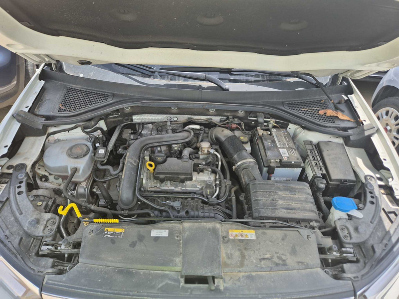 Foto Volkswagen T-Roc 10