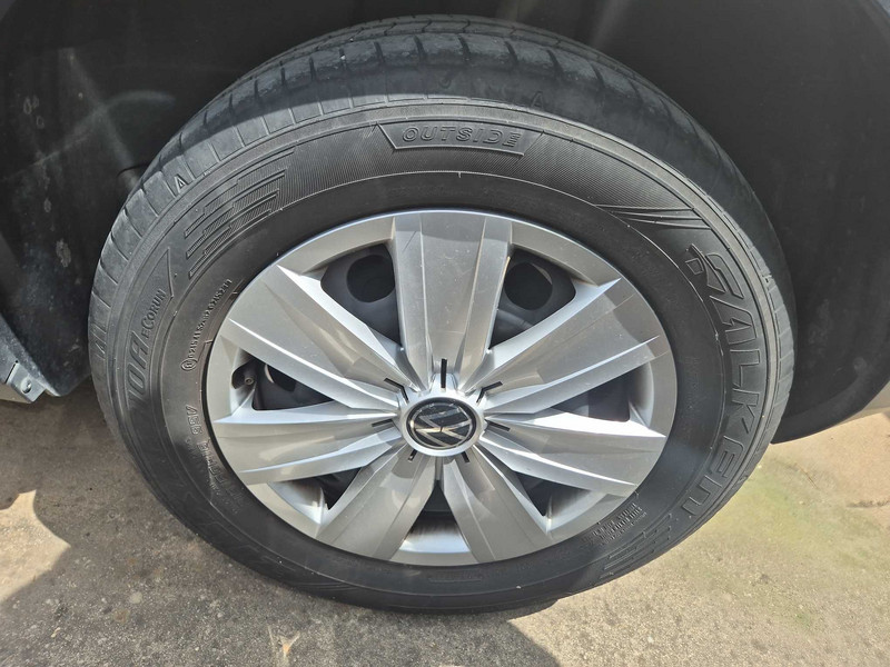 Foto Volkswagen T-Roc 21